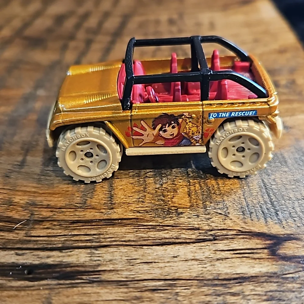 Matchbox 3-Vehicle Collection - Picture 8 of 11